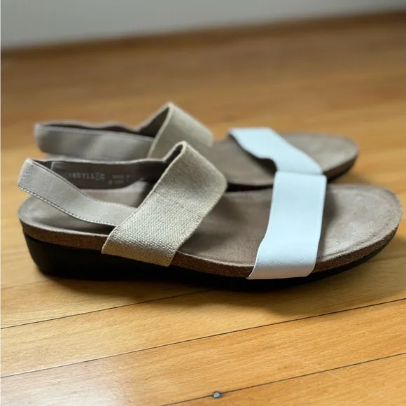 Munro Pisces Comfort Sandals Beige White Leather Women’s 10M Made in the USA - Picture 3 of 6